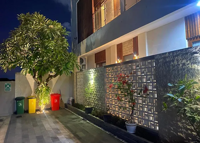 アパート Songoku House Pesanggaran